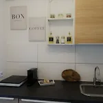 Modernes Mit Traumhaftem Blick Ins Gruene Appartement