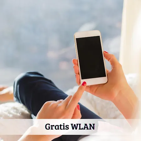 Modernes Mit Traumhaftem Blick Ins Gruene Lejlighed