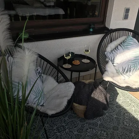 Modernes Mit Traumhaftem Blick Ins Gruene * Bräunlingen