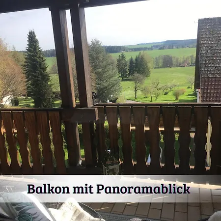 Modernes Mit Traumhaftem Blick Ins Gruene